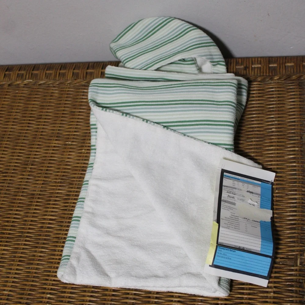 Williams Sonoma Hooded Wrap Towel – Green & Ivory Stripe